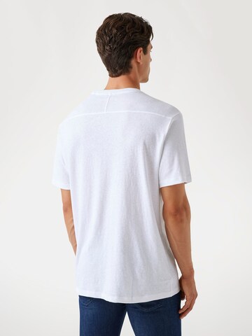 GUESS T-Shirt in Weiß