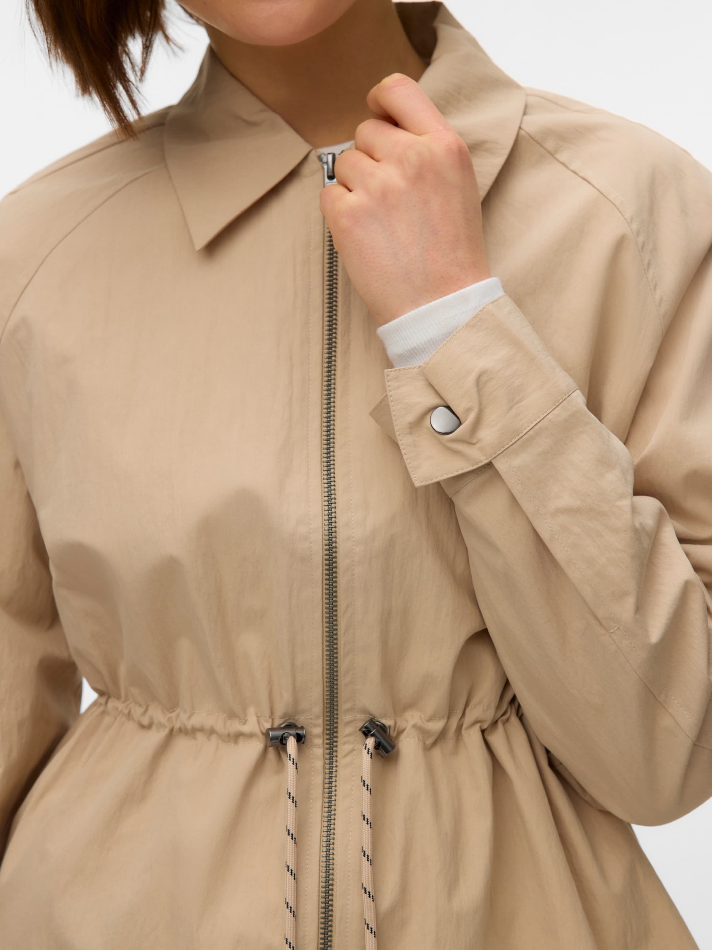 VERO MODA Between-Season Jacket 'VMMAKENZIE' in Beige | ABOUT YOU
