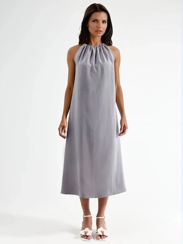 Busem Dress in Grey: front