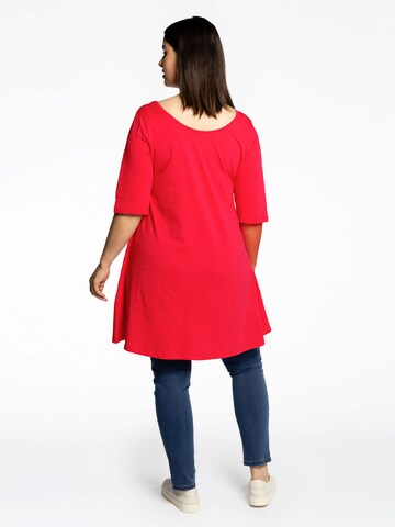 Yoek Shirt ' LIEKE ' in Rood