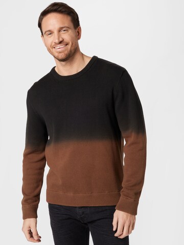 WEEKDAY Sweater 'John' in Brown: front