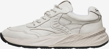 Baskets basses 'CLUB22.' Voile blanche en blanc : devant