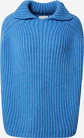 Rich & Royal Knitted Vest in Blue: front