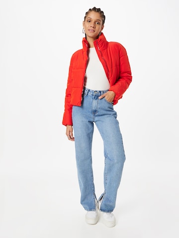 ONLYZimska jakna 'Dolly' - crvena boja