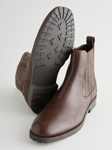 Boots chelsea 'Forever Comfort®' di Next in marrone