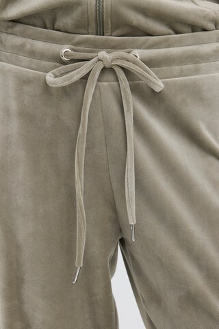 Survêtement 'BYMitza' b.young en vert