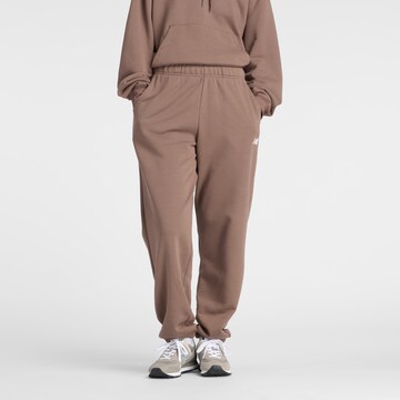 new balance Tapered Hose 'Essentials' in Braun: Vorderseite