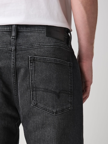 Next Regular Jeans i svart