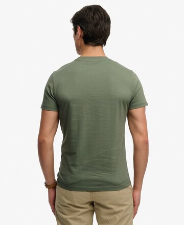 T-Shirt 'Essential' Superdry & Co en vert