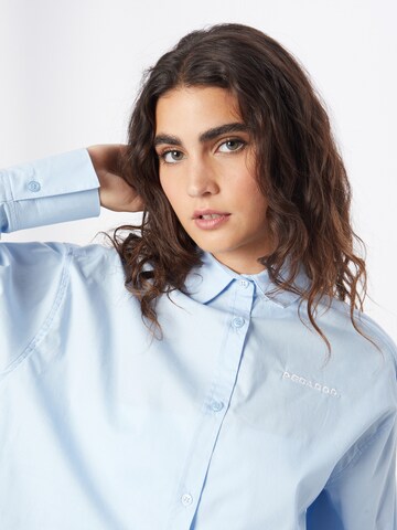Pegador Blouse 'HOLIDAY' in Blauw