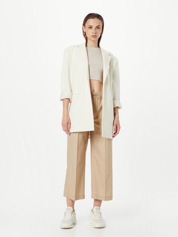 s.Oliver Wide Leg Bügelfaltenhose in Beige