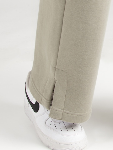 NIKE Wide Leg Hose 'Phoenix Fleece' in Grün