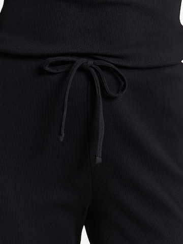 ETAM Pyjamahose 'Joani' in Schwarz