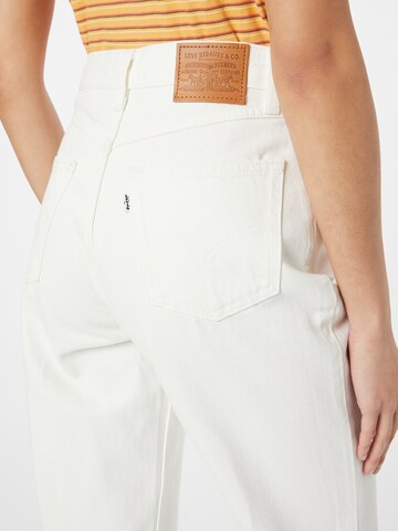LEVI'S ® Конический (Tapered) Джинсы '80s' в Белый