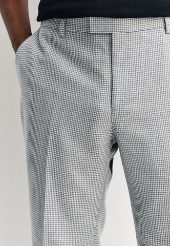 Regular Pantalon Next en gris