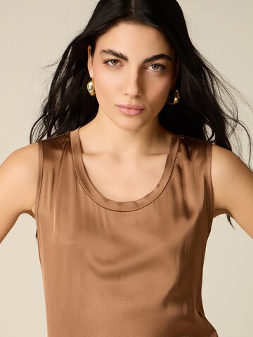 Haut oltre en marron