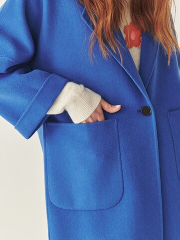TATUUM Between-seasons coat in Blue