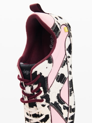 Sneaker bassa di Desigual in rosa