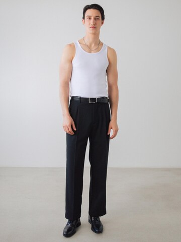Maglietta di Honest Basics in bianco