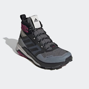 Boots 'Trailmaker' ADIDAS TERREX en gris