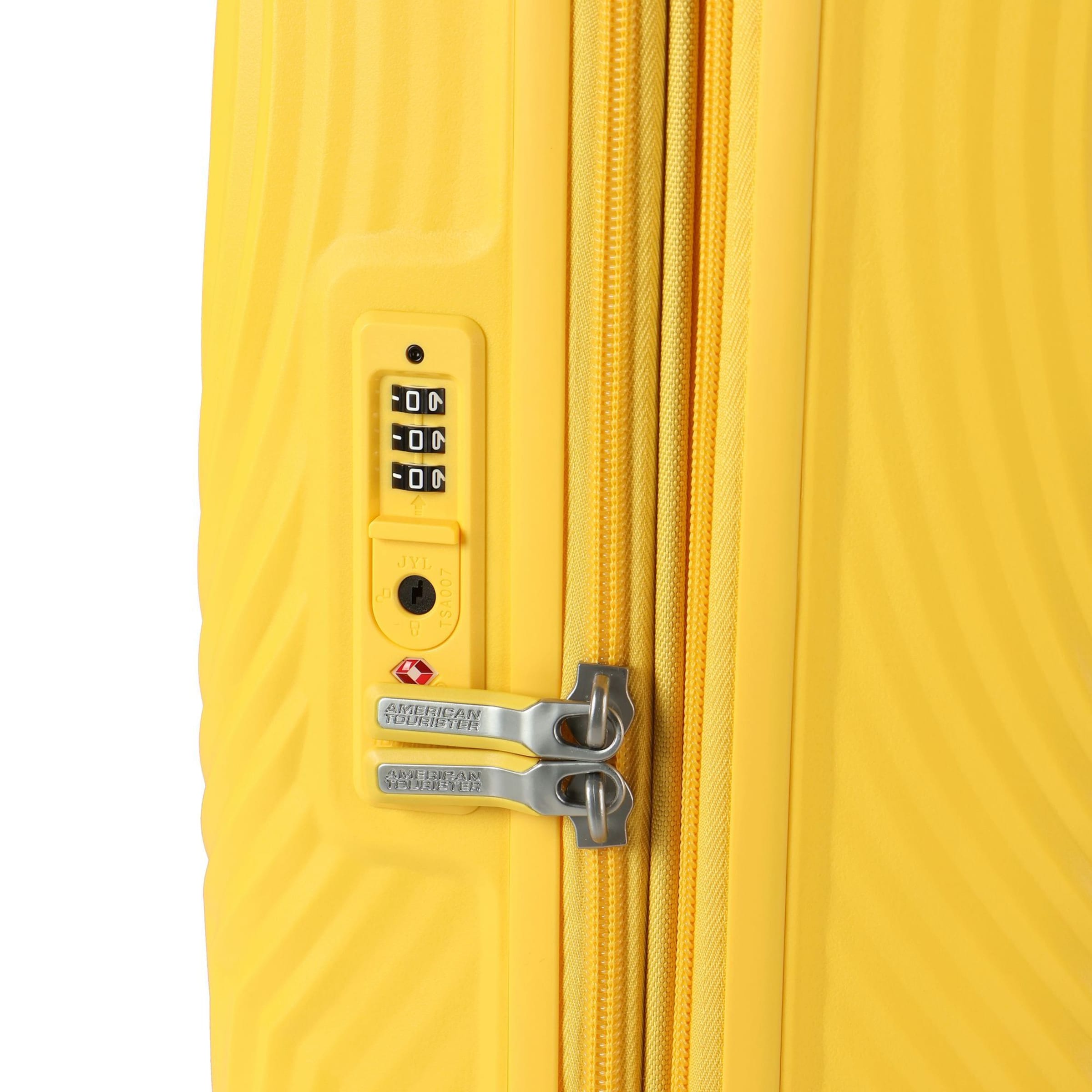 American Tourister Trolley 'Mickey Magic' in Gelb