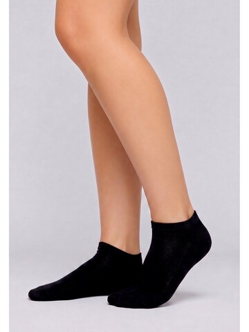 Calza velata di Betty Barclay in nero: frontale