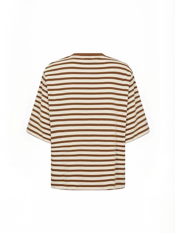 Tricou 'Fidelia' de la Soyaconcept pe maro