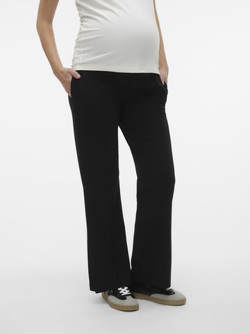 Wide leg Pantaloni 'LAILA' di MAMALICIOUS in nero: frontale