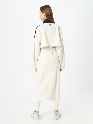 ADIDAS ORIGINALS Ανοιξιάτικο και φθινοπωρινό παλτό 'Always Original Trench' σε λευκό