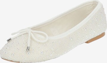 STEVE MADDEN Ballet Flats in White: front