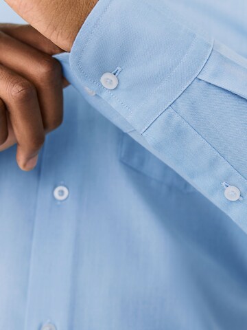 Next Slim Fit Hemd in Blau