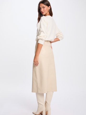 Morgan Sweater in Beige