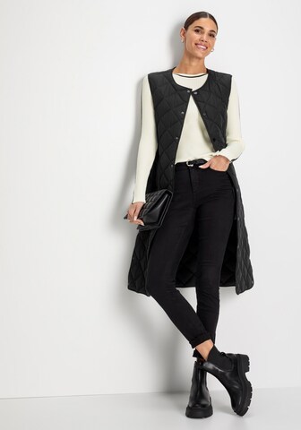 HECHTER PARIS Sweater in White
