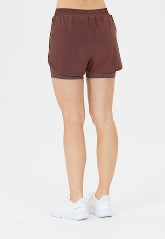 ENDURANCE Regular Shorts 'Heddae' in Rot