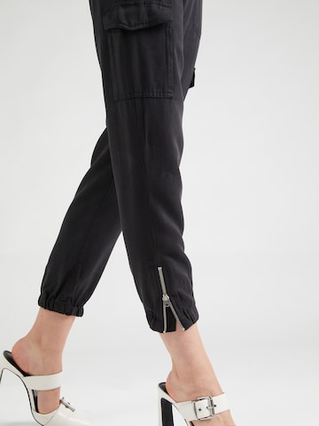 Effilé Pantalon cargo 'BOWIE' GUESS en noir