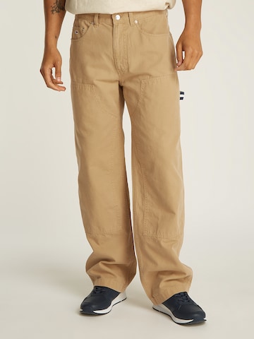 Tommy Jeans Loose fit Trousers 'JAIMIE' in Beige: front