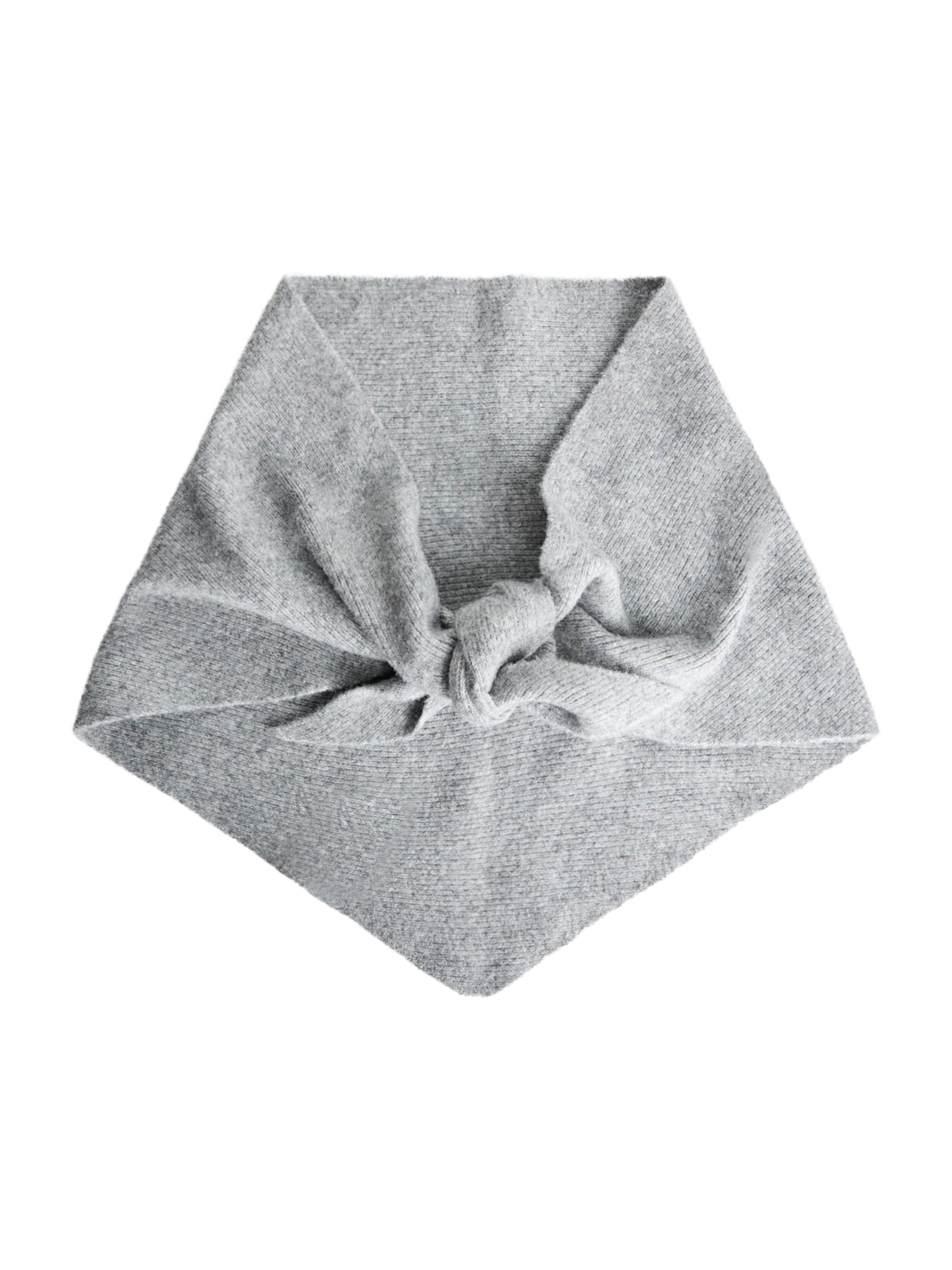 Bershka Scarf i grå: framsida