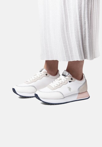 U.S. POLO ASSN. Platform trainers in White: front