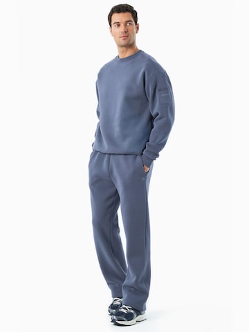 Organication Sweatshirt in Blue