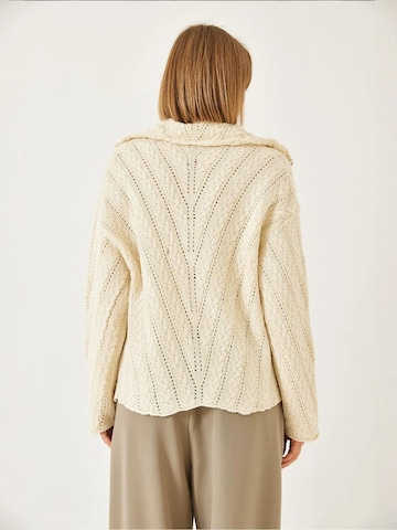 Bianco Lucci - Casaco de malha em bege