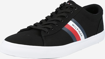 TOMMY HILFIGER Sneakers laag in Zwart: voorkant