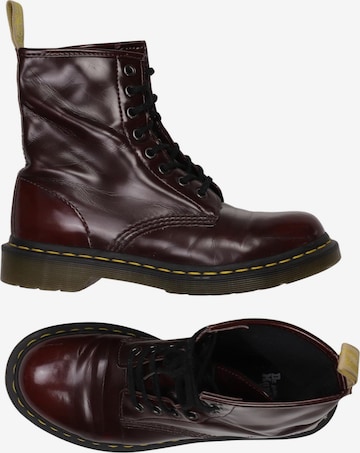 Dr. Martens Stiefelette 38 in Rot: Vorderseite
