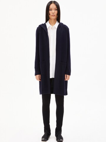 ARMEDANGELS Strickjacke ' WANDAA ' in Blau