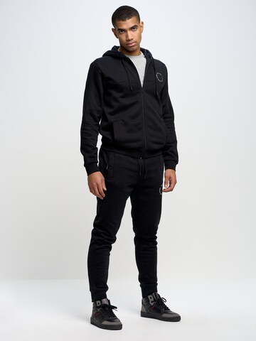 BIG STAR Tapered Pants 'KERSYN' in Black