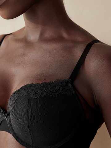 Next - Push-up Sujetador en negro