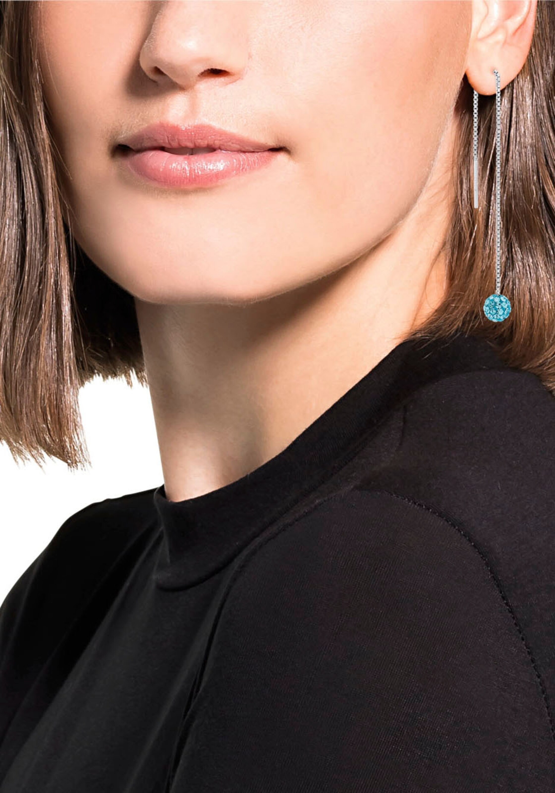 AMOR Ohrringe in Silber: Vorderseite