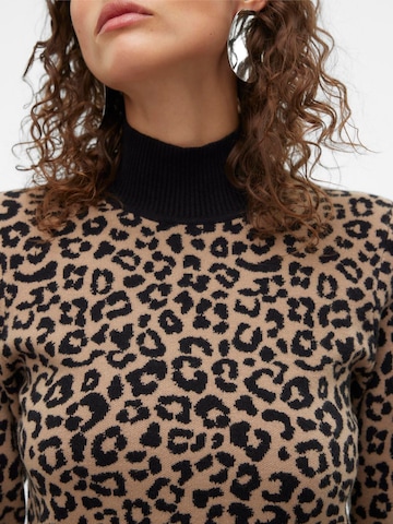 Pulover de la VERO MODA pe bej