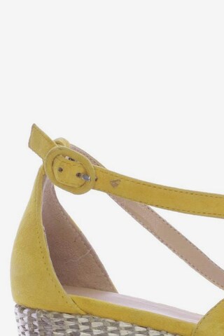UNISA Sandals & High-Heeled Sandals in 40 in Yellow