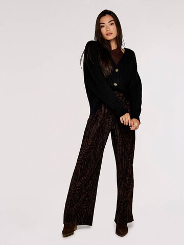 Apricot Strickjacke in Schwarz