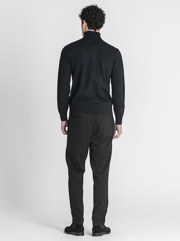 Gianni Kavanagh Sweater in Black